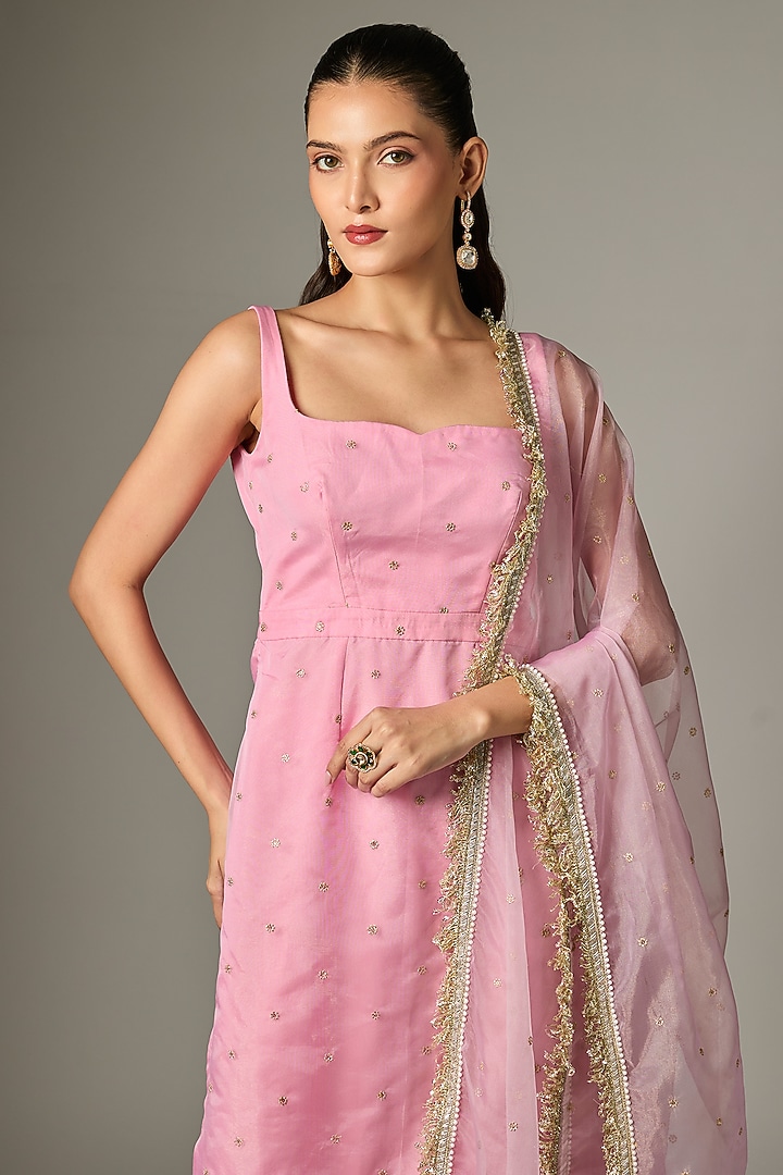 Blush Pink Tissue Organza Kurta Set by Indian Wardrobe at Pernia's Pop Up Shop