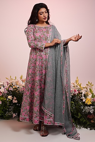 grey indian long dress Grey Indian Wedding Dresses & Outfits