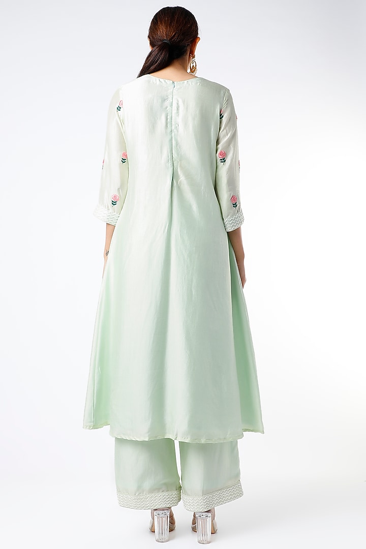 Mint Green Embroidered Kurta Set by Islie by Priya Jain at Pernia's Pop Up Shop