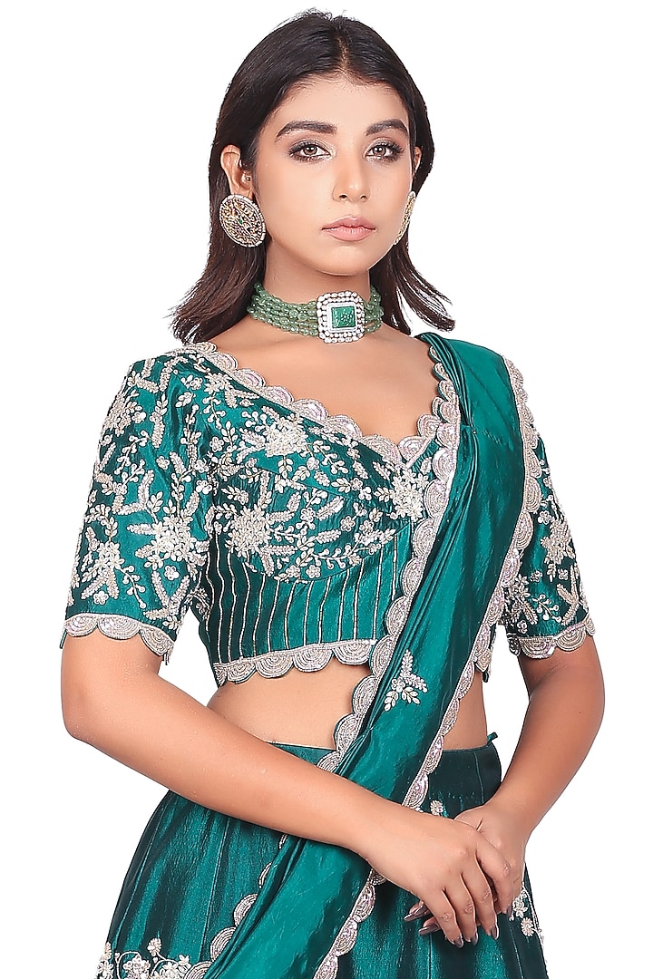 Emerald Green Embroidered Wedding Lehenga Set by Islie by Priya Jain at Pernia's Pop Up Shop