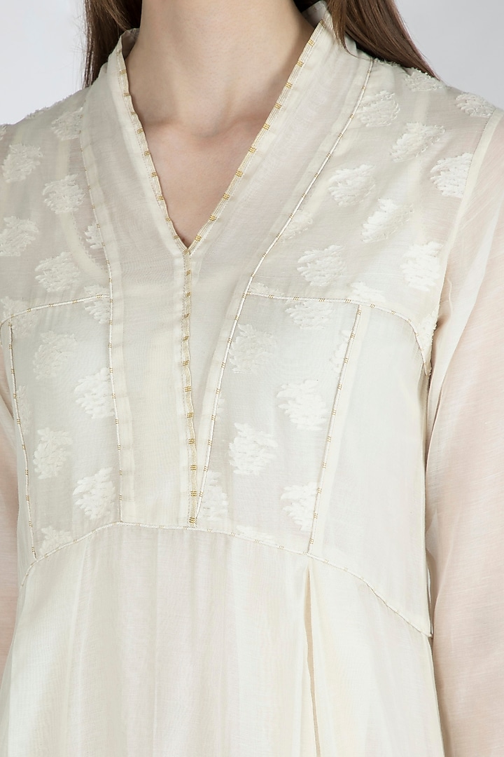 Off White Kurta Summer Dress With Slip by Irabira Urban at Pernia's Pop Up Shop