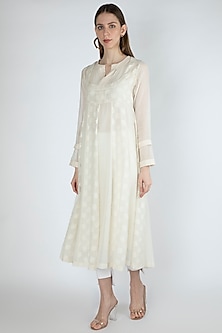 Off White Embroidered Kurta Dress With Slip Design by Irabira Urban at ...