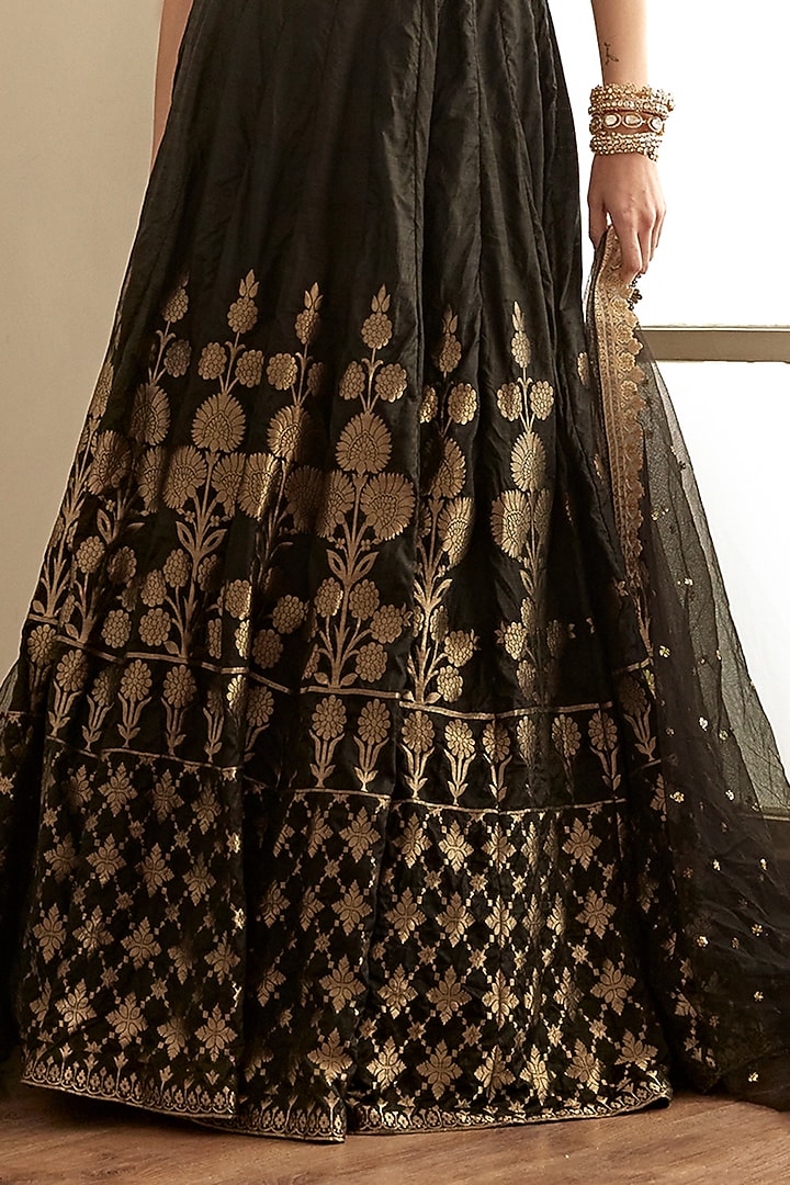 Black Banarasi Silk Lehenga Set by Studio Iris at Pernia's Pop Up Shop