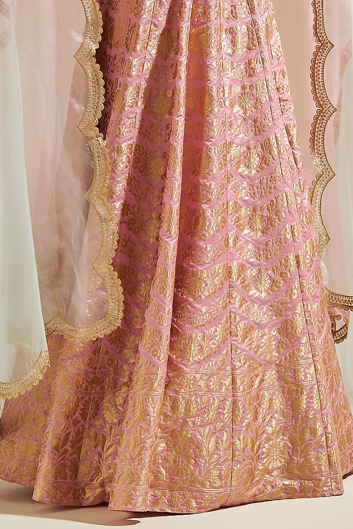 Pink Banarasi Silk Lehenga Set by Studio Iris at Pernia's Pop Up Shop