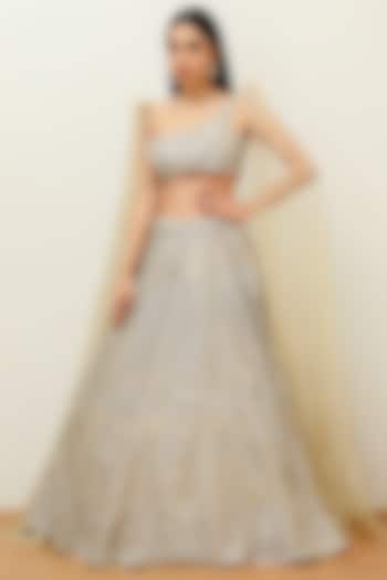 Nude & Gold Embroidered Bridal Lehenga Set by Studio Iris at Pernia's Pop Up Shop