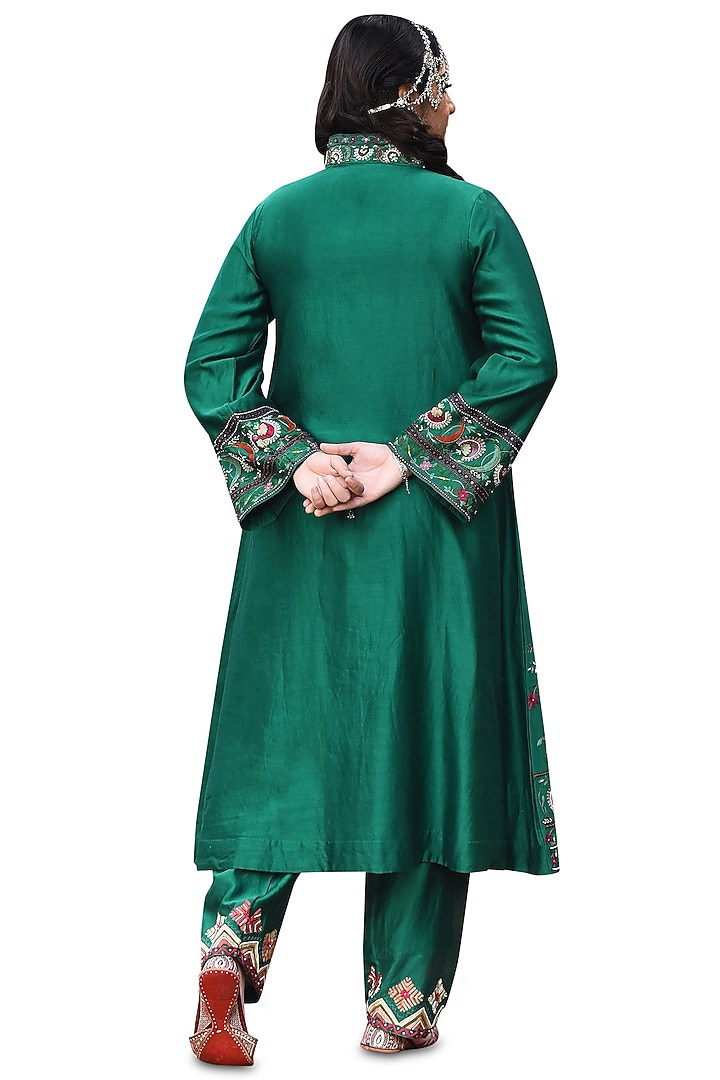 Emerald Chanderi Mirror Work Kurta Set by Isha & Anshul at Pernia's Pop Up Shop