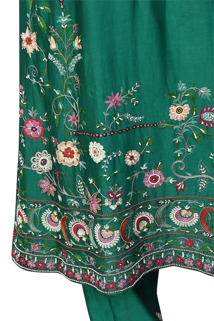 Emerald Chanderi Mirror Work Kurta Set by Isha & Anshul at Pernia's Pop Up Shop