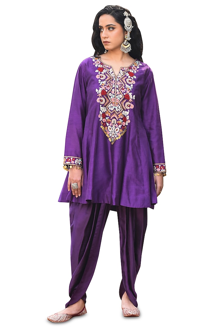 Purple Chanderi Embroidered A-line Kurta Set by Isha & Anshul at Pernia's Pop Up Shop