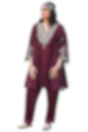 Plum Chanderi Embroidered Choga Kurta Set by Isha & Anshul at Pernia's Pop Up Shop