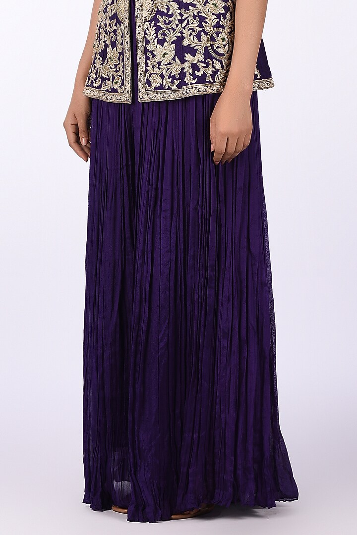 Purple Silk Blend Thread Embroidered Jacket Set by Isha & Anshul at Pernia's Pop Up Shop