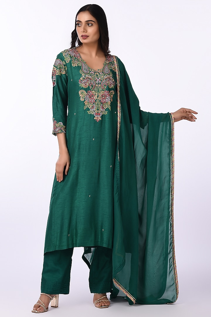 Emerald Green Raw Silk Thread Embroidered Kurta Set by Isha & Anshul at Pernia's Pop Up Shop