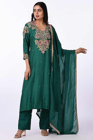 Emerald Green Raw Silk Thread Embroidered Kurta Set by Isha & Anshul