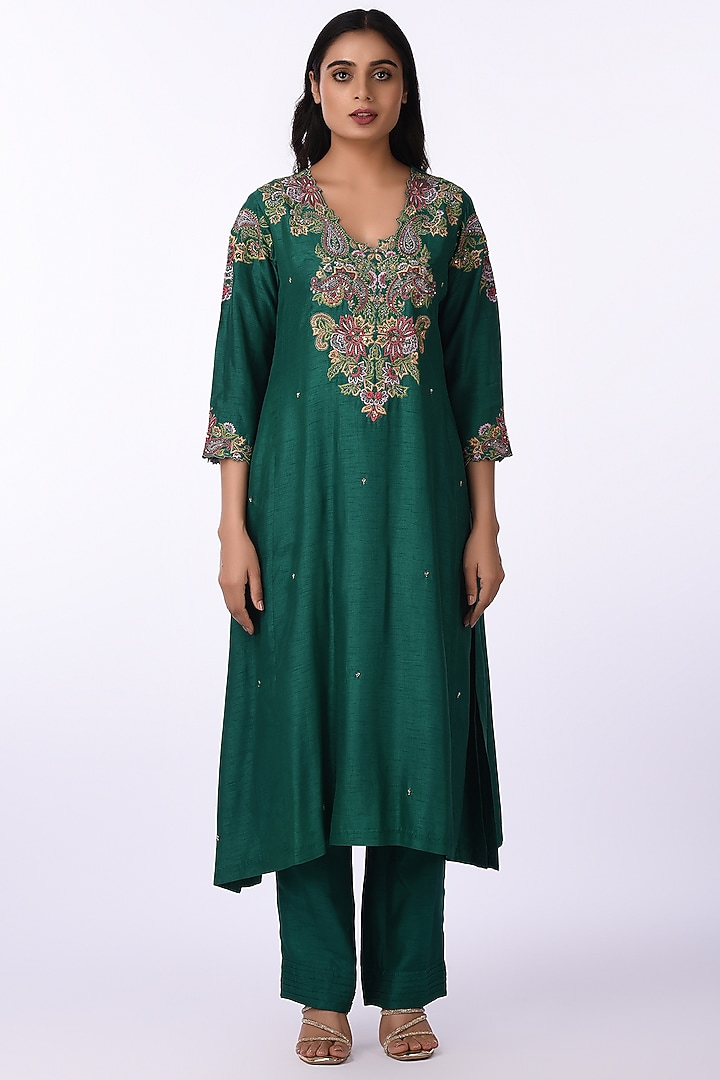 Emerald Green Raw Silk Thread Embroidered Kurta Set by Isha & Anshul at Pernia's Pop Up Shop