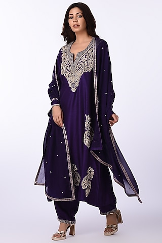 Purple Raw Silk Zari Thread Embroidered Kurta Set by Isha & Anshul