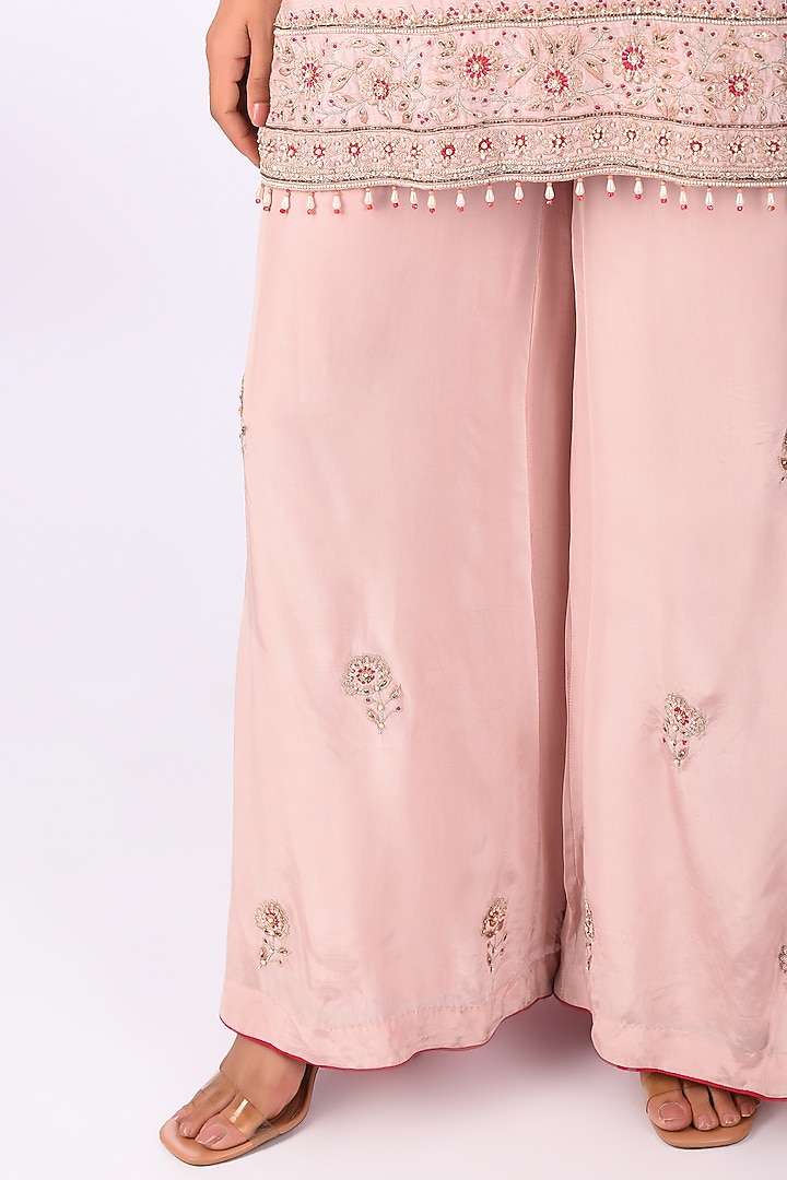 Peach Raw Silk Thread Hand Embroidered Kurta Set by Isha & Anshul at Pernia's Pop Up Shop