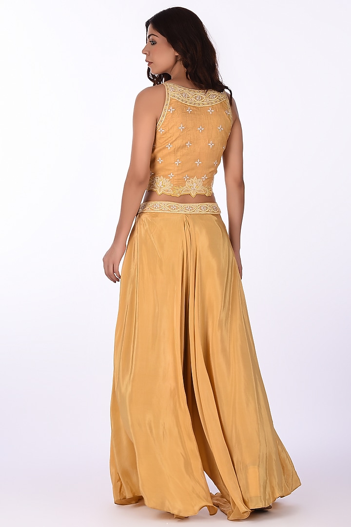 Yellow Silk Blend Embroidered Pant Set by Isha & Anshul at Pernia's Pop Up Shop