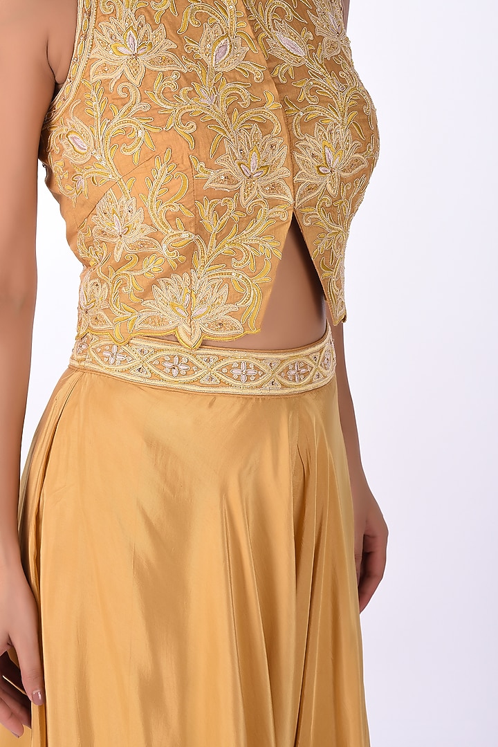 Yellow Silk Blend Embroidered Pant Set by Isha & Anshul at Pernia's Pop Up Shop