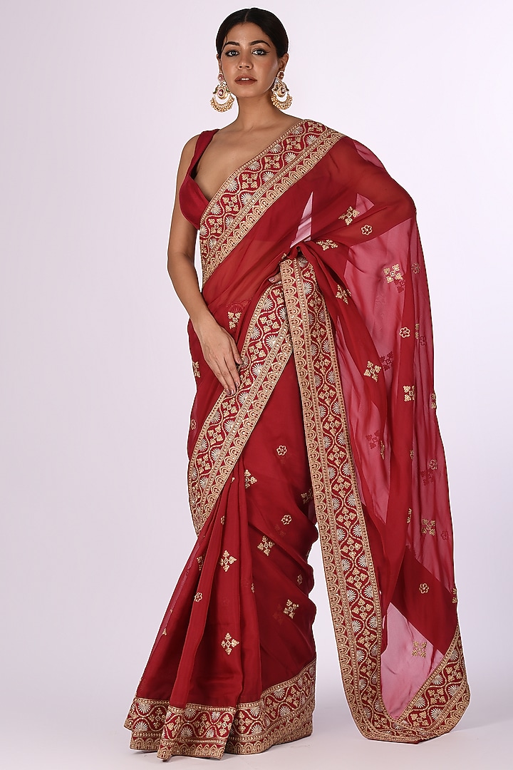 Red Organza Floral Embroidered Wedding Saree Set by Isha & Anshul at Pernia's Pop Up Shop