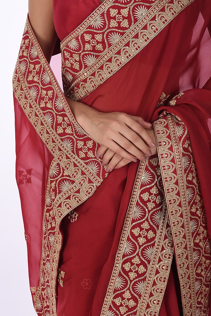 Red Organza Floral Embroidered Wedding Saree Set by Isha & Anshul at Pernia's Pop Up Shop