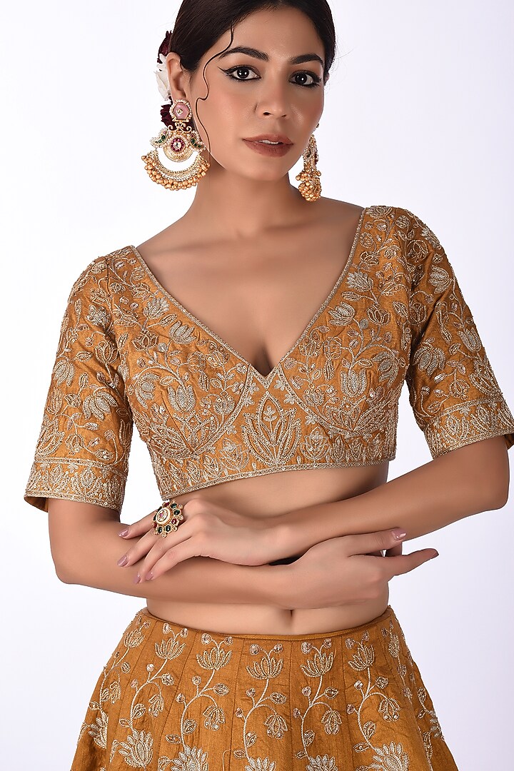 Mustard Yellow Raw Silk Sequins Embroidered Wedding Lehenga Set by Isha & Anshul at Pernia's Pop Up Shop