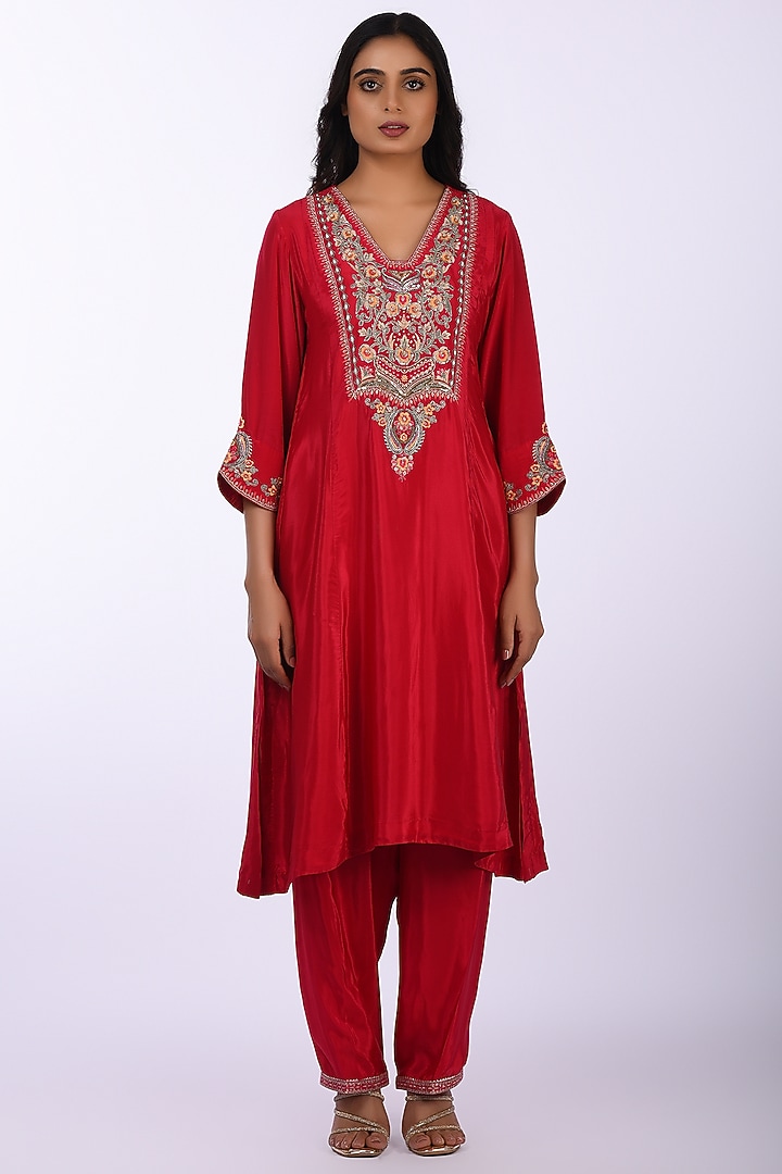 Red Natural Crepe & Silk Embroidered Kurta Set by Isha & Anshul at Pernia's Pop Up Shop