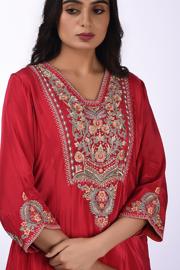 Red Natural Crepe & Silk Embroidered Kurta Set by Isha & Anshul at Pernia's Pop Up Shop