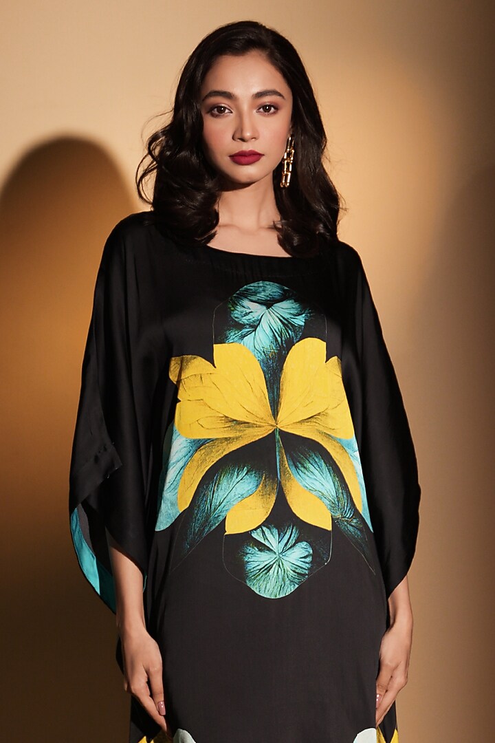 Black Satin Georgette Digital Printed Kaftan by Isadaa by Rotna Dutt at Pernia's Pop Up Shop