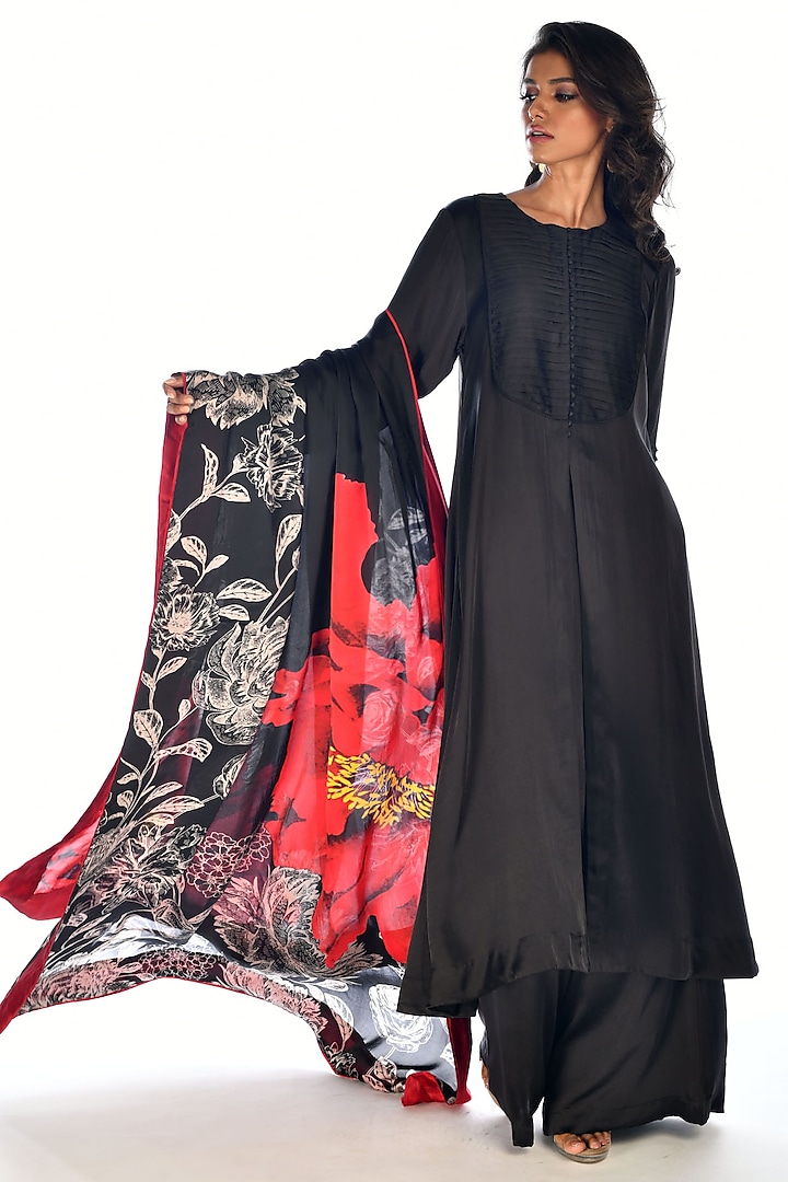 Black Satin Georgette Digital Printed Kurta Set by Isadaa by Rotna Dutt at Pernia's Pop Up Shop