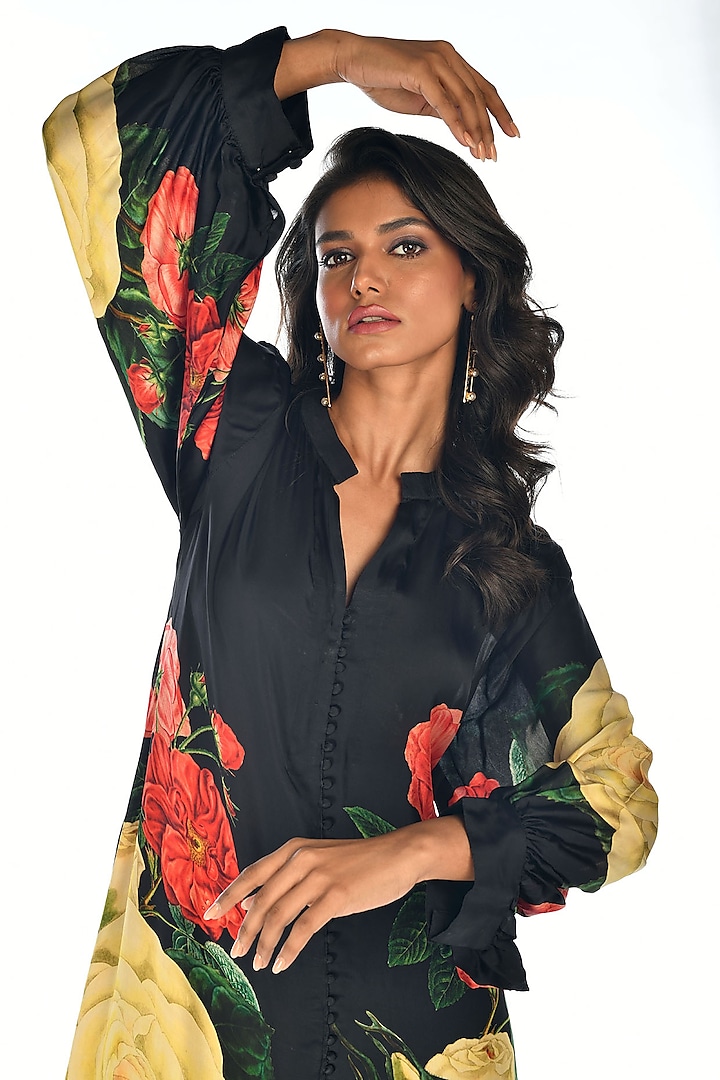 Black Satin Georgette Digital Printed Kurta Set by Isadaa by Rotna Dutt at Pernia's Pop Up Shop