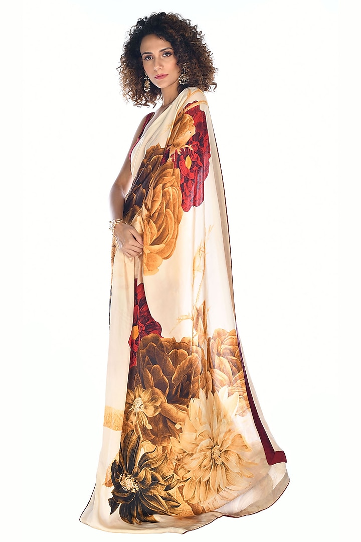 Off-White Satin Organza Digital Floral Printed Party Wear Saree Set by Isadaa by Rotna Dutt at Pernia's Pop Up Shop
