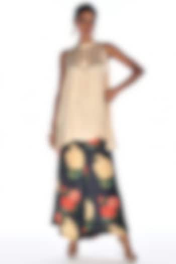 Off-White Satin Georgette Digital Printed Co-Ord Set by Isadaa by Rotna Dutt at Pernia's Pop Up Shop