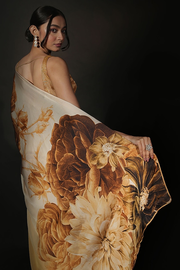 Off-White Satin Georgette Digital Printed Party Wear Saree Set by Isadaa by Rotna Dutt at Pernia's Pop Up Shop