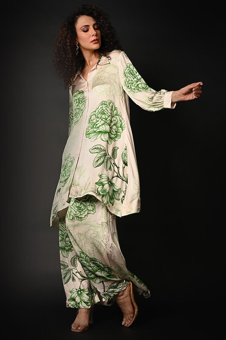 White Satin Georgette Digital Printed Co-Ord Set by Isadaa by Rotna Dutt at Pernia's Pop Up Shop