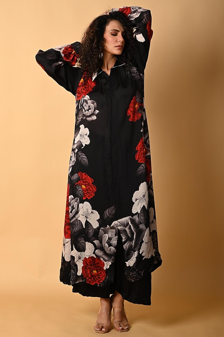 Black Satin Georgette Digital Printed Kurta Set by Isadaa by Rotna Dutt at Pernia's Pop Up Shop