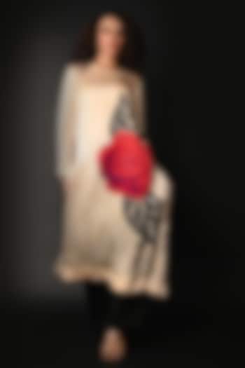 White Satin Georgette Digital Printed Kurta Set by Isadaa by Rotna Dutt at Pernia's Pop Up Shop