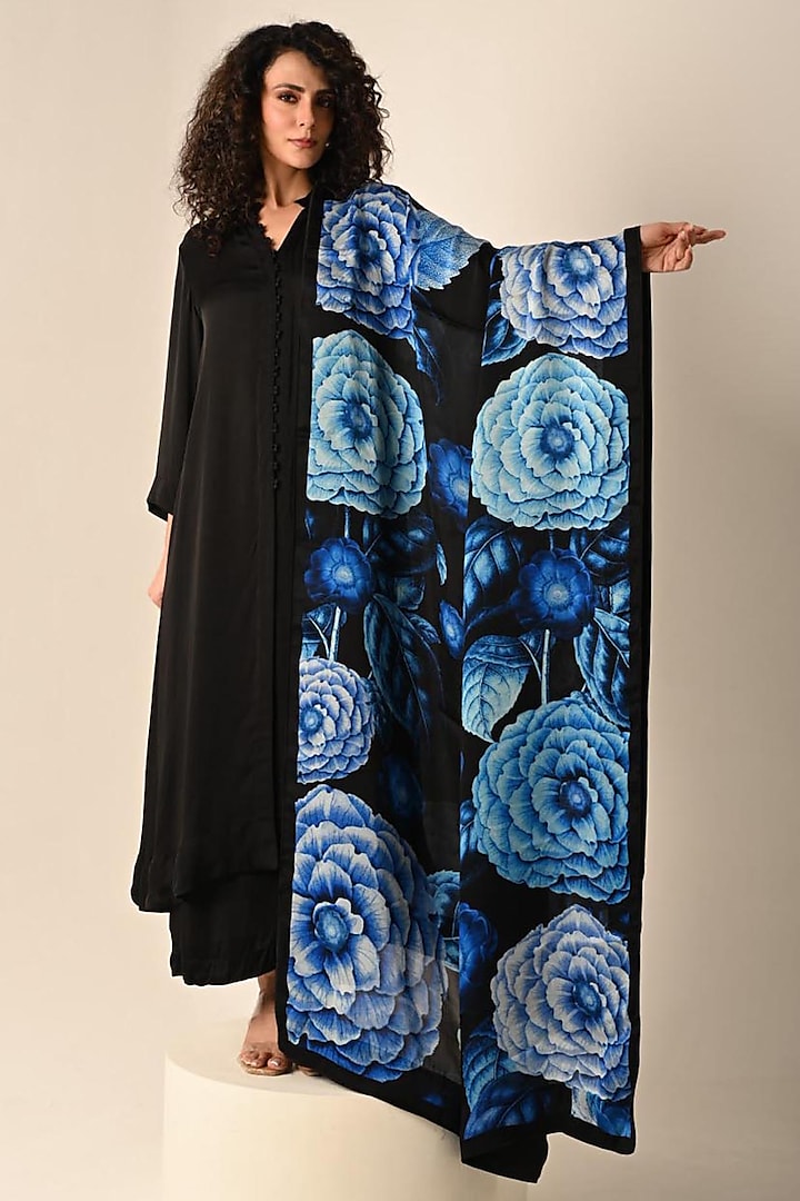 Black Satin Georgette Kurta Set by Isadaa by Rotna Dutt at Pernia's Pop Up Shop