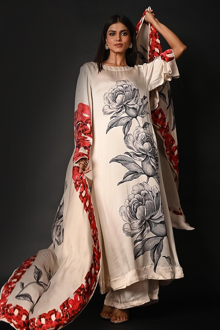 White Satin Georgette Digital Printed Kurta Set by Isadaa by Rotna Dutt at Pernia's Pop Up Shop