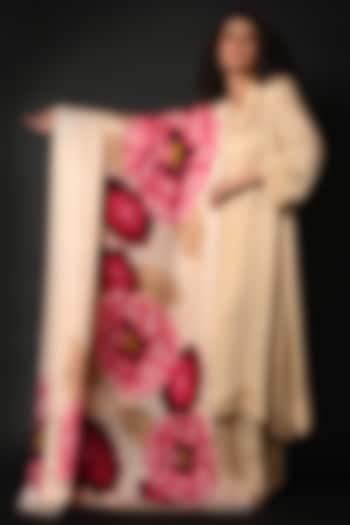 White Satin Georgette Digital Printed Kurta Set by Isadaa by Rotna Dutt at Pernia's Pop Up Shop
