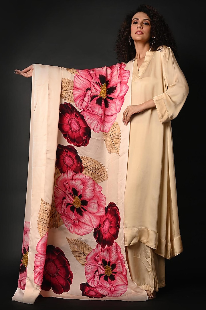White Satin Georgette Digital Printed Kurta Set by Isadaa by Rotna Dutt at Pernia's Pop Up Shop