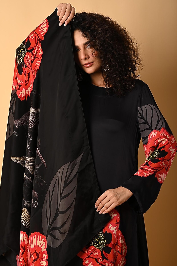 Black Satin Georgette Digital Printed Kurta Set by Isadaa by Rotna Dutt at Pernia's Pop Up Shop