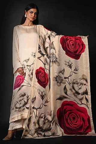 White Satin Georgette Digital Printed Kurta Set by Isadaa by Rotna Dutt