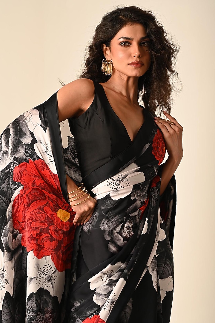 Black Satin Georgette Digital Printed Party Wear Saree Set by Isadaa by Rotna Dutt at Pernia's Pop Up Shop