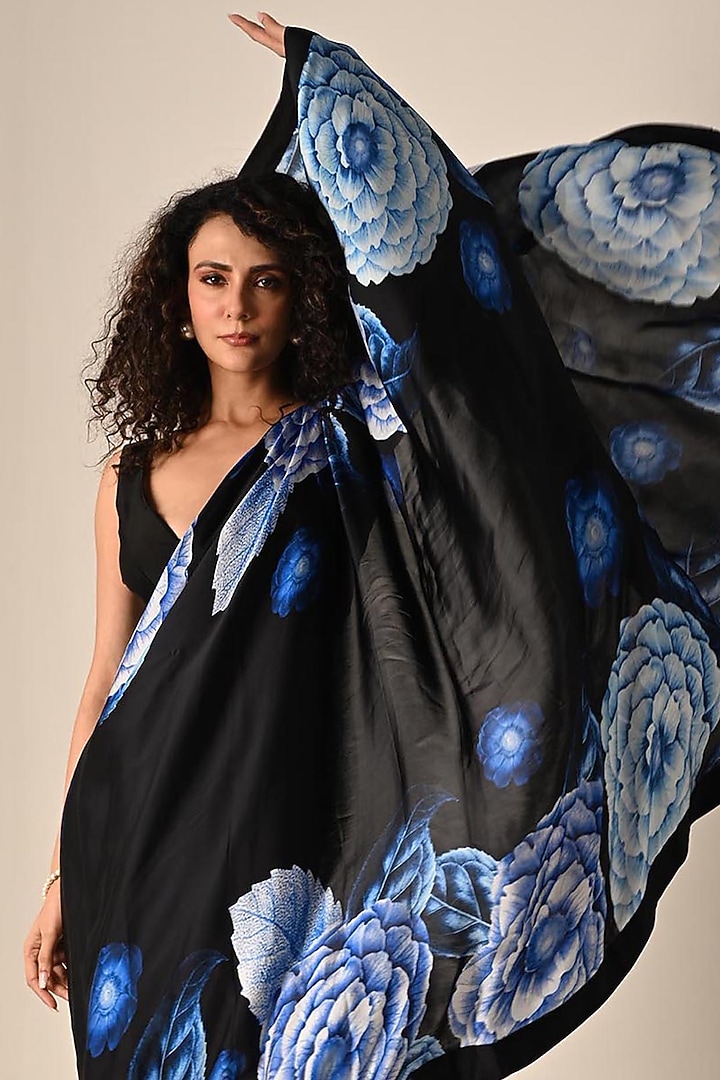 Black Satin Georgette Digital Printed Party Wear Saree Set by Isadaa by Rotna Dutt at Pernia's Pop Up Shop