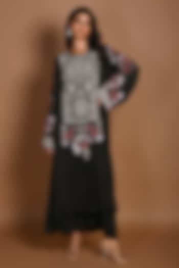 Black Satin Georgette Resham Hand Embroidered Kurta Set by Isadaa by Rotna Dutt at Pernia's Pop Up Shop