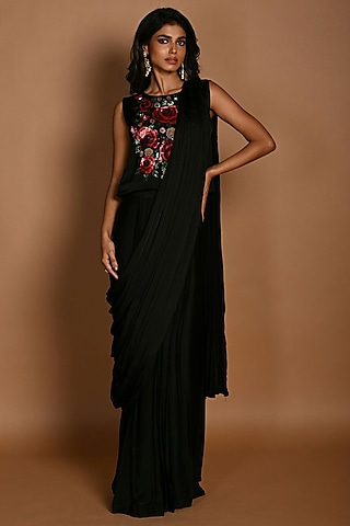 Black Satin Georgette Pre-Draped Saree Set by Isadaa by Rotna Dutt