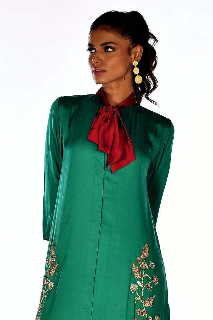 Green Satin Georgette Hand Embroidered Kurta Set by Isadaa by Rotna Dutt at Pernia's Pop Up Shop