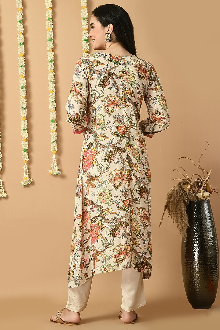 White Muslin Digital Printed & Embroidered Kurta Set by Isha Gupta at Pernia's Pop Up Shop