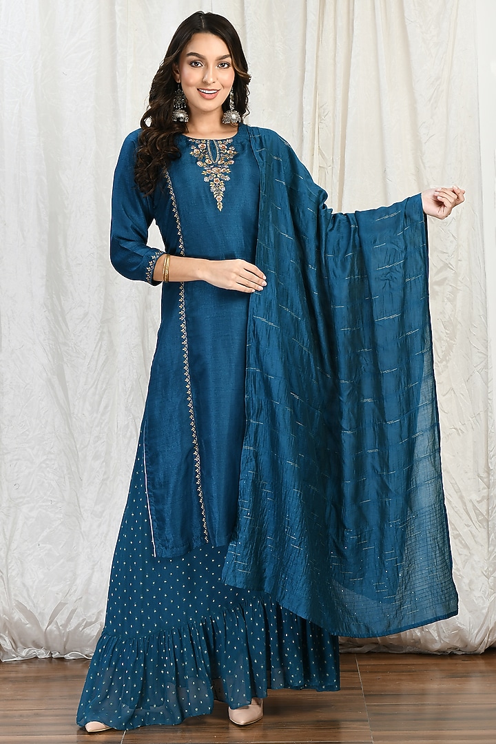 Teal Blue Silk Chanderi Embroidered Kurta Set by Isha Gupta at Pernia's Pop Up Shop