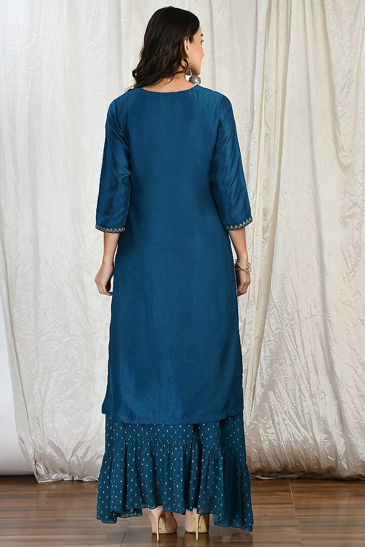 Teal Blue Silk Chanderi Embroidered Kurta Set by Isha Gupta at Pernia's Pop Up Shop