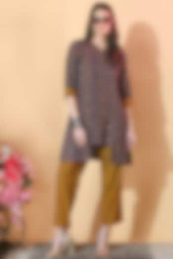 Blue Muslin Digital Printed Co-Ord Set by Isha Gupta at Pernia's Pop Up Shop